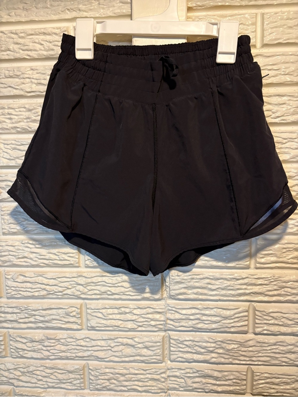 Lululemon Hotty Hot Short High Rise Long 4”